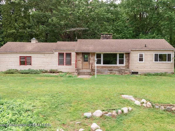 2320 Seminole Dr, Okemos, MI 48864