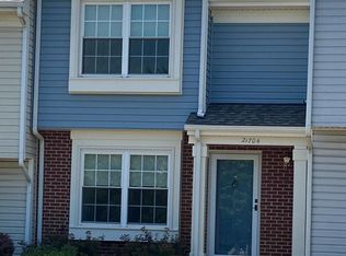 21704 Calamary Cir, Sterling, VA 20164