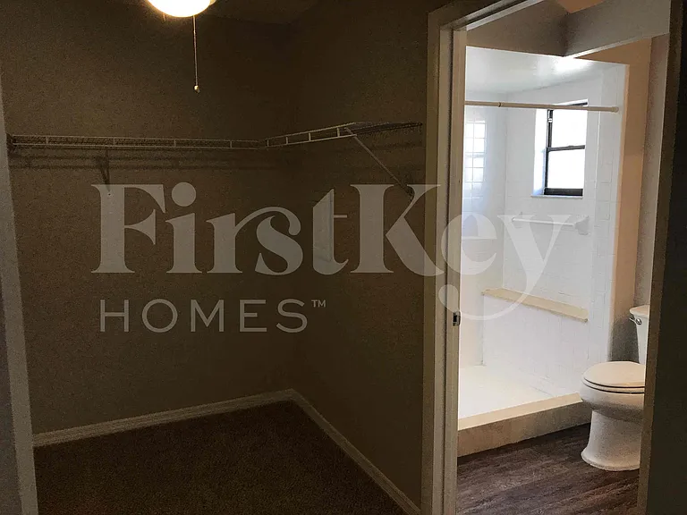 16219 Pebblebrook Dr — Photo 11
