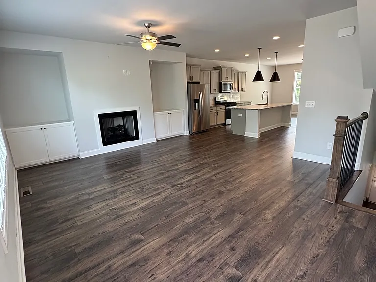 1202 Ainsworth Aly — Photo 10