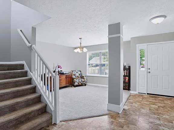2nd image of 7835 Bombay Ln