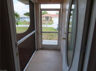 1000 SW 35th Ter, Cape Coral, FL 33914