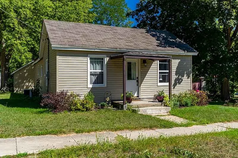 622 Jackson St photo 1