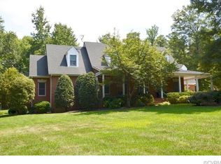 8621 Privet Dr, North Chesterfield, VA 23237