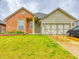 2204 Alameda Park Dr, Norman, OK 73071