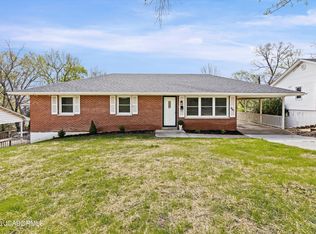 1911 Glenwood Dr, Jefferson City, MO 65109