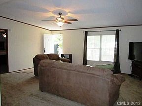3rd image of 4490 Bouy Ln