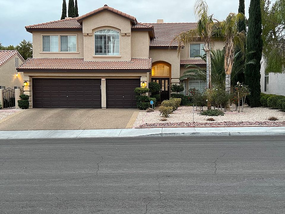1st image of 8121 Bay Pines Ave