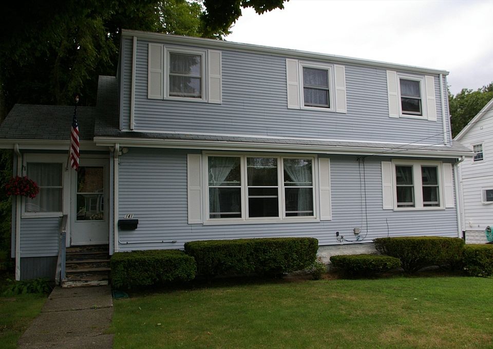 1st image of 141 Pine St
