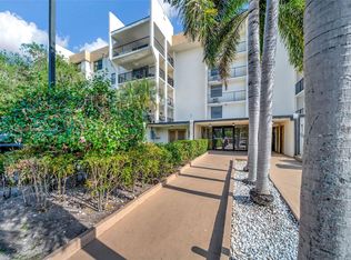 6195 Rock Island Rd APT 411, Tamarac, FL 33319