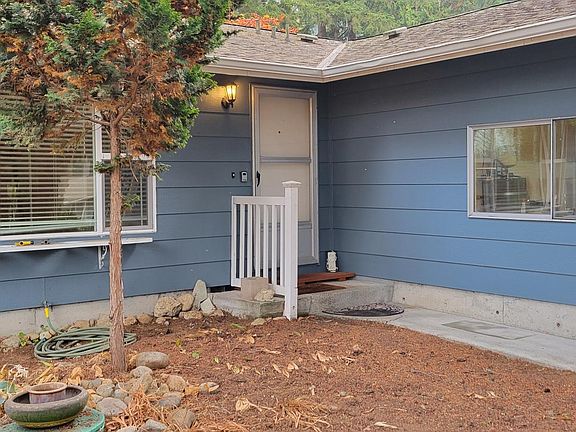 4th image of 3227 95th Dr SE