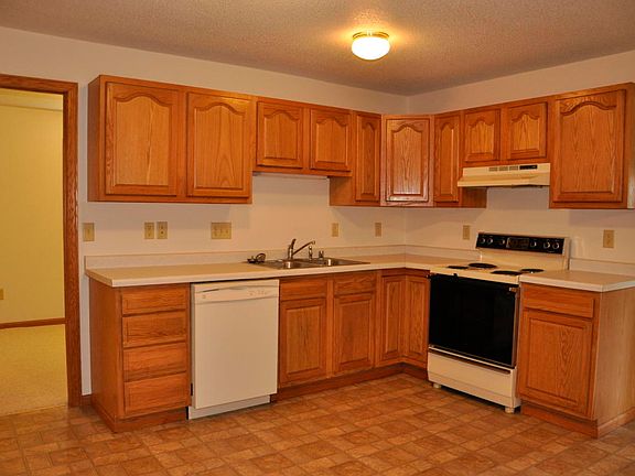 Kitchen (3)