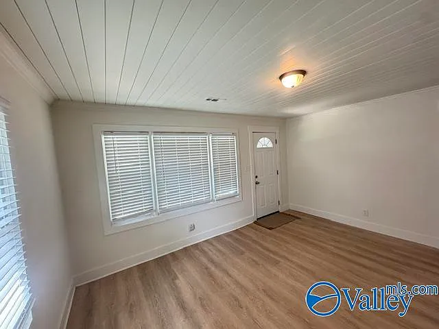 1236 Oshaughnessy Ave NE — Photo 7