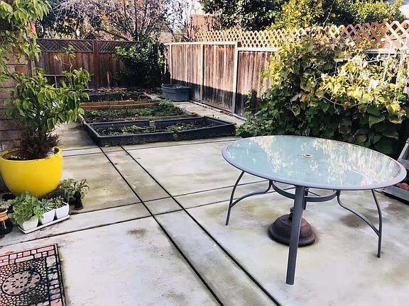 3rd image of 34864 Starling Dr