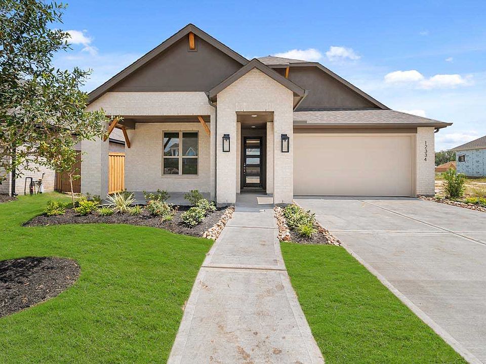 1st image of 12334 Grassy Bend Dr