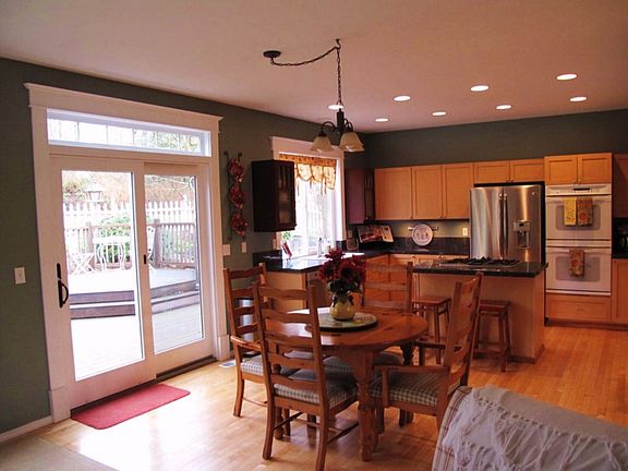 3rd image of 13839 233rd Ct NE