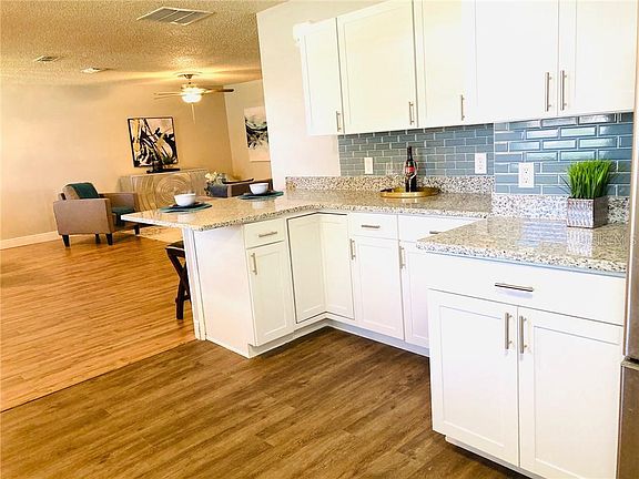 3rd image of 2831 Calico Ct #1