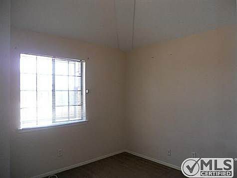 3rd image of 11305 Tenaha Ave