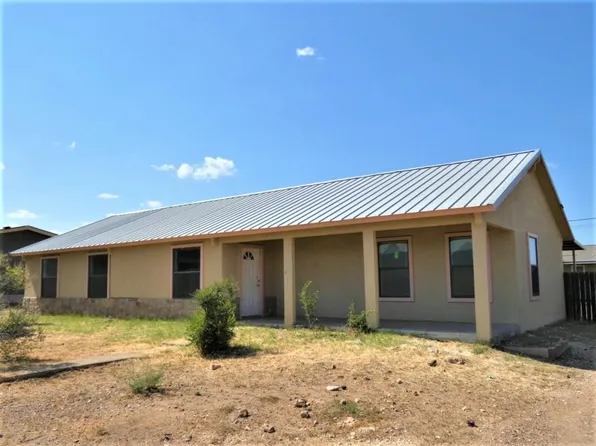 2111 Peach Tree St, Alpine, TX 79830