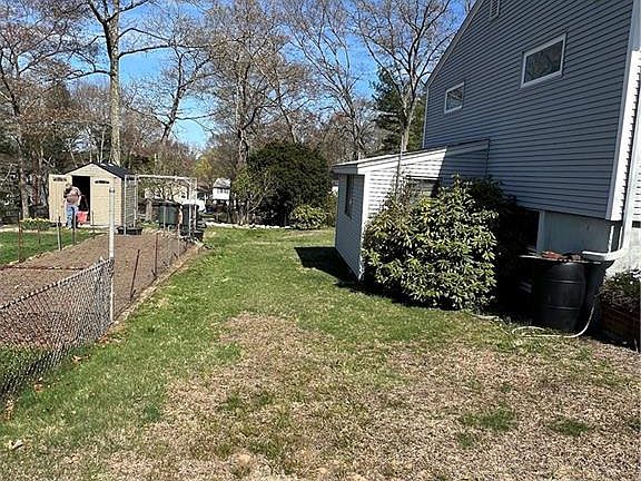 2nd image of 57 Rawlinson Dr