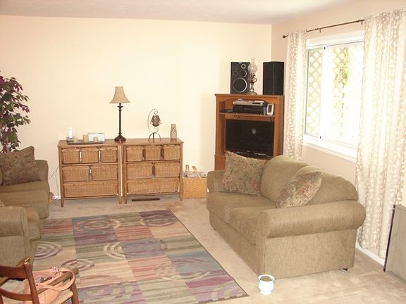 5th image of 809 Hiawatha Dr