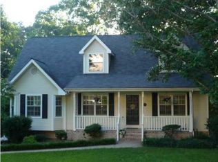 7117 Ridgestone Dr, Ooltewah, TN 37363