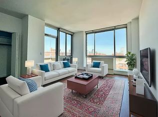 310 E 2nd St #L2F, New York, NY 10009