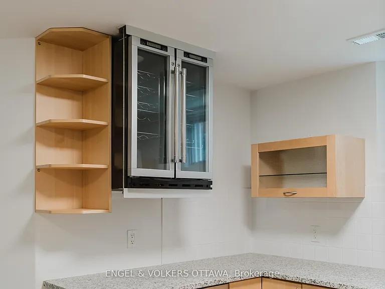 1649 Rosebella Ave #B — Photo 30
