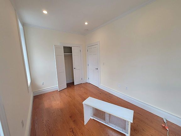 5th image of 301 W 96th St #2Y