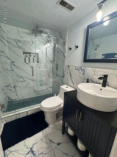 1st image of 2000 Prospector Ave #414