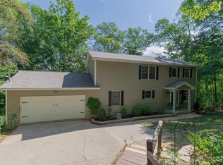 1840 Prince John Ct, Lake Sherwood, MO 63357