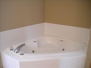 5th image of 2125 Betsy Ave