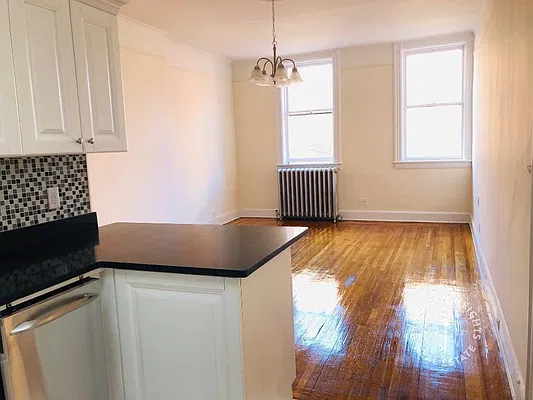 Rented by Brooklyn Heights Real Estate Inc | media 3