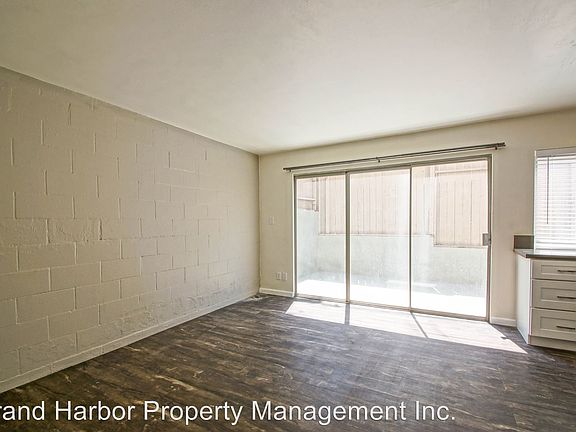4th image of 124 34th St