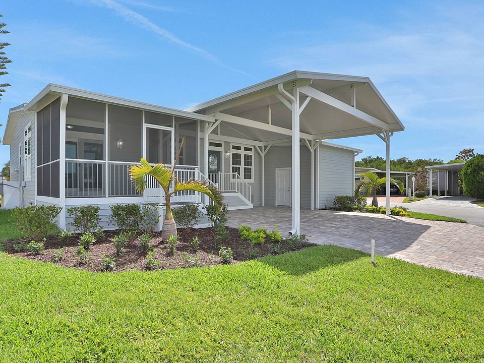 1st image of 84 S Harbor Dr