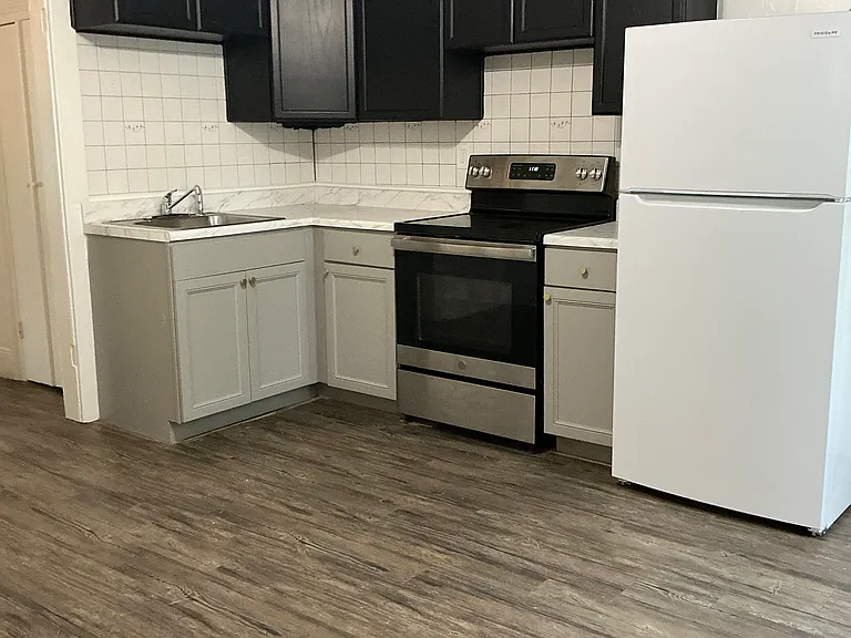 46 Titman Rd #1 — Photo 11