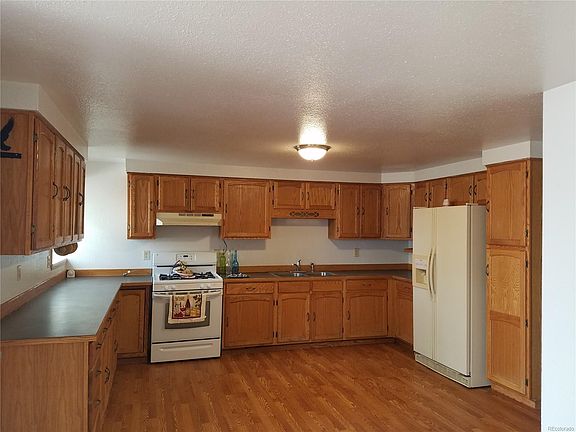 2nd image of 1215 Bell Ave