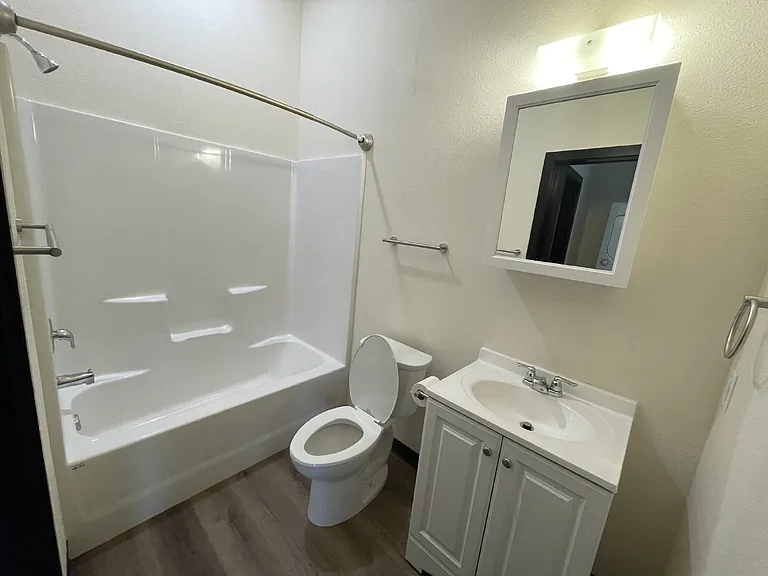 95 N Washington St #6 — Photo 9
