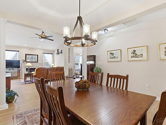 3rd image of 5045 Snow Valley Ln