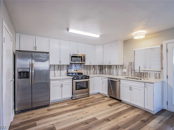 2nd image of 2456 Paradise Village Way