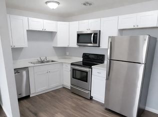 Updated Littleton Apartment with Amenities! Sapphire Place, Littleton, CO 80120