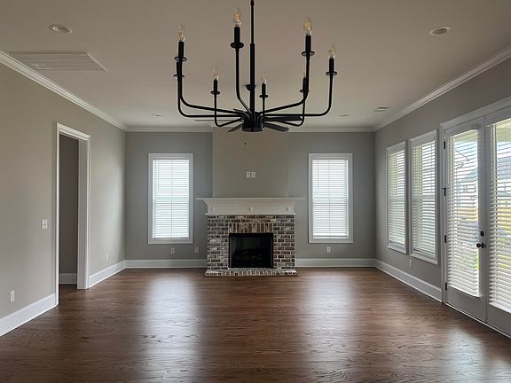 4th image of 2990 Rosewood Drive
