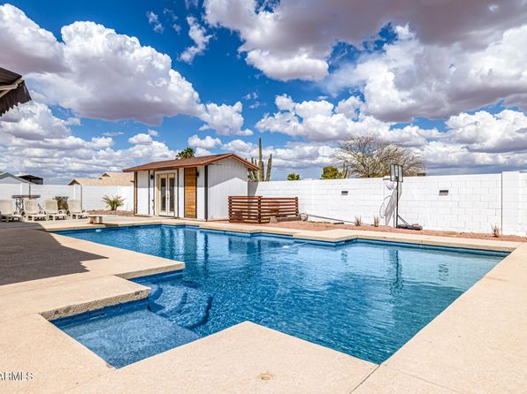 8451 W Plum Hollow Dr, Arizona City, AZ 85123