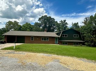 17900 Crestwood Dr, Siloam Springs, AR 72761