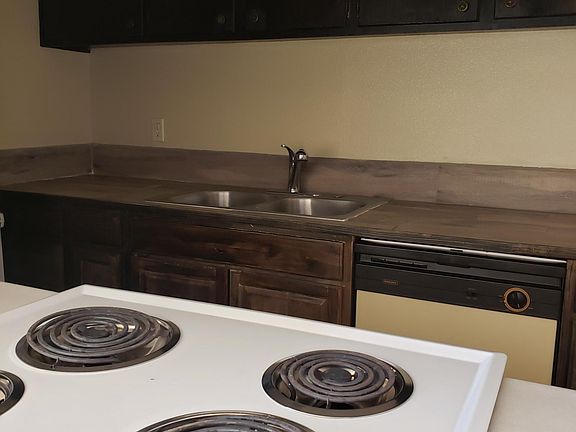 4th image of 4250 N 67th Dr