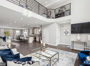 5301 Gainor Rd, Philadelphia, PA 19131