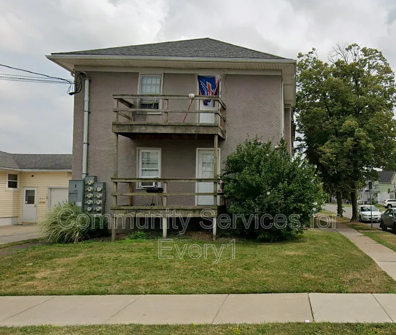 247 Roesch Ave #45A