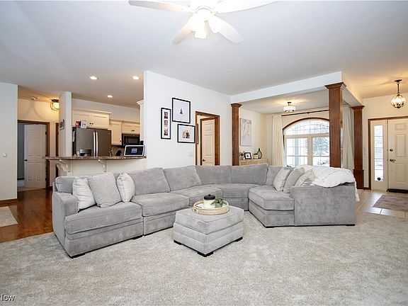 4th image of 1649 Springwood Dr