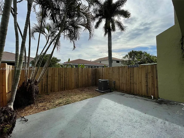 20511 NW 15th Ave #4 — Photo 12