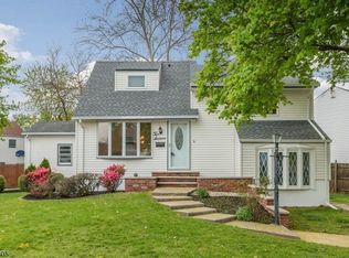 216 N Hill Rd, Colonia, NJ 07067